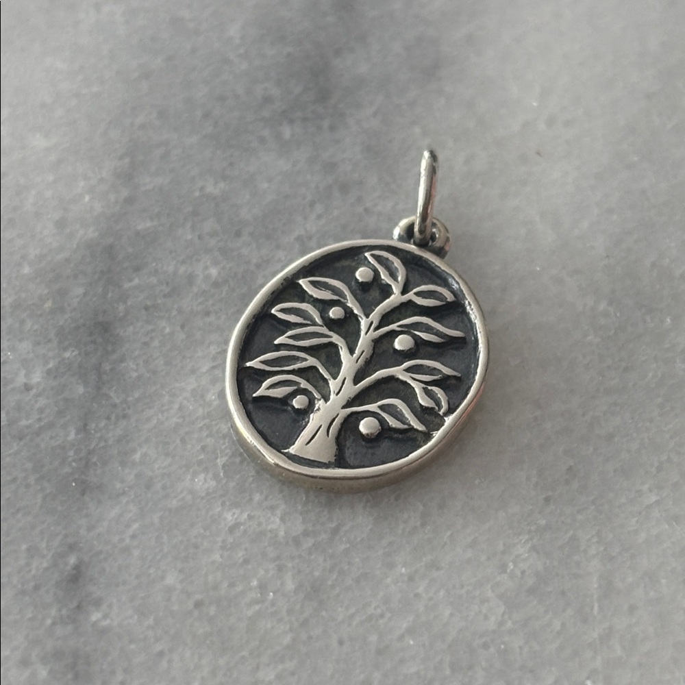 Retired James Avery Sterling Tree of Life charm! New never worn!